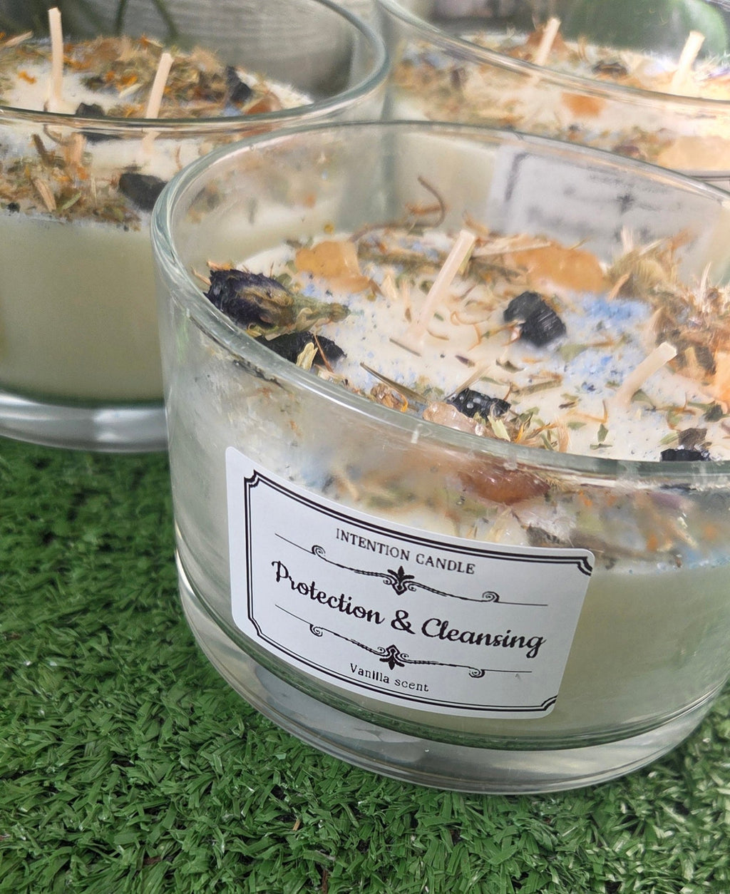 Protection and cleansing candle for energy clearing